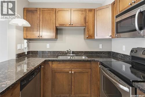 118 150 Pawlychenko Lane, Saskatoon, SK - Indoor Photo Showing Kitchen With Double Sink