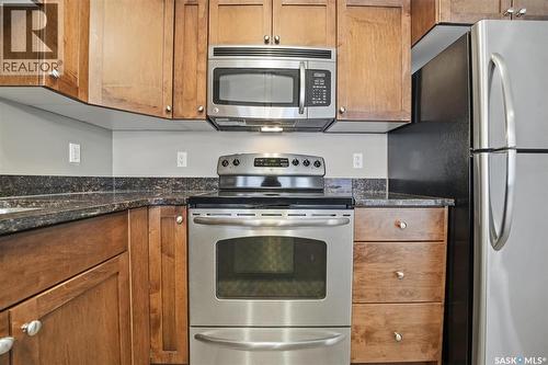 118 150 Pawlychenko Lane, Saskatoon, SK - Indoor Photo Showing Kitchen