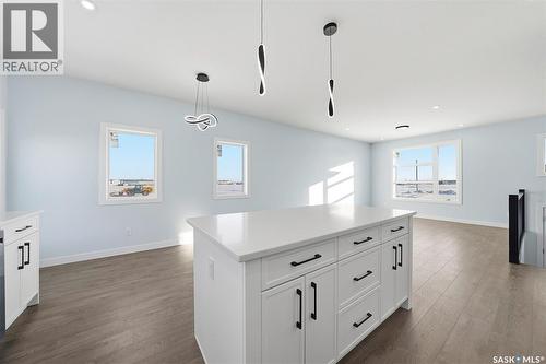 400 Eldorado Street, Warman, SK - Indoor Photo Showing Kitchen