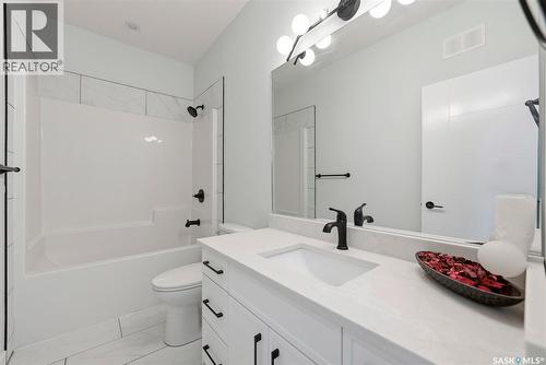 400 Eldorado Street, Warman, SK - Indoor Photo Showing Bathroom