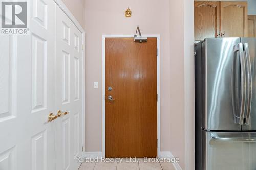 408 - 443 Centennial Forest Drive, Milton, ON - Indoor