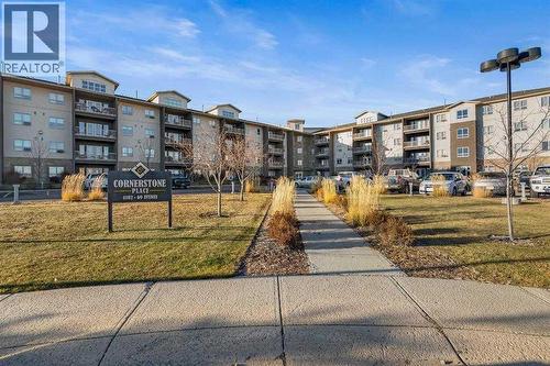 223, 4102 69 Avenue, Lloydminster, AB - Outdoor With Balcony With Facade