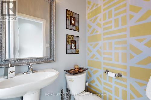 24 Arrowpoint Drive, Brampton, ON - Indoor Photo Showing Bathroom