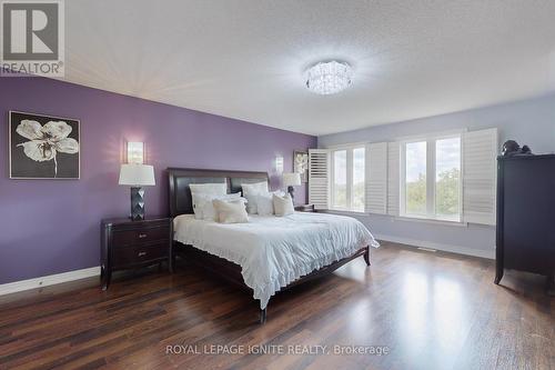 24 Arrowpoint Drive, Brampton, ON - Indoor Photo Showing Bedroom