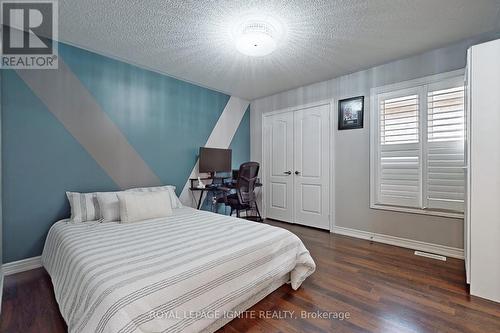 24 Arrowpoint Drive, Brampton, ON - Indoor Photo Showing Bedroom