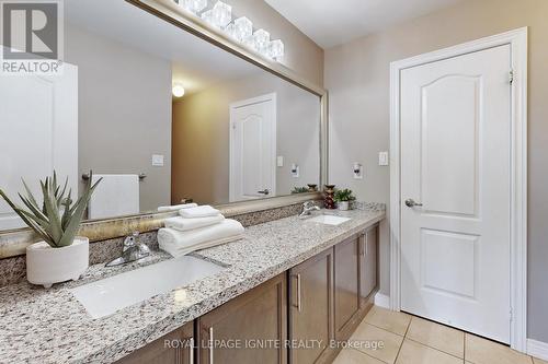 24 Arrowpoint Drive, Brampton, ON - Indoor Photo Showing Bathroom