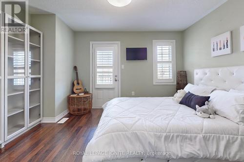 24 Arrowpoint Drive, Brampton, ON - Indoor Photo Showing Bedroom
