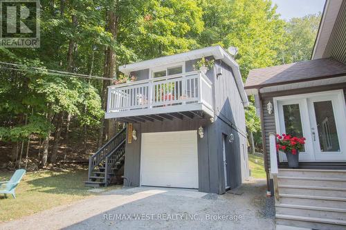 1158 Lorne Lane, Dysart Et Al, ON - Outdoor With Exterior