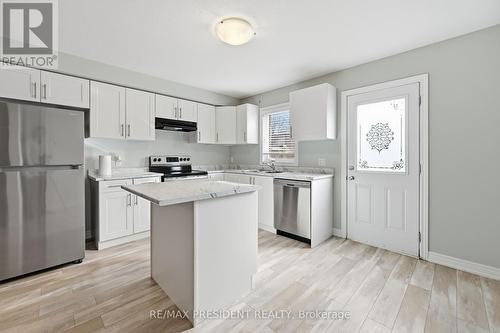 26 - 7768 Ascot Circle, Niagara Falls, ON - Indoor Photo Showing Kitchen