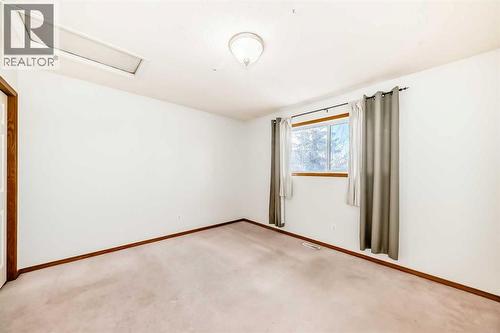 1, 642 Mcdougall Road Ne, Calgary, AB - Indoor Photo Showing Other Room
