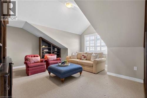 27 Black Walnut Crescent, Ancaster, ON - Indoor Photo Showing Other Room