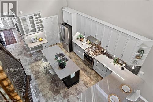 27 Black Walnut Crescent, Ancaster, ON - Indoor Photo Showing Other Room