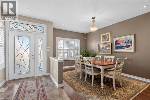 27 Black Walnut Crescent, Ancaster, ON - Indoor Photo Showing Dining Room