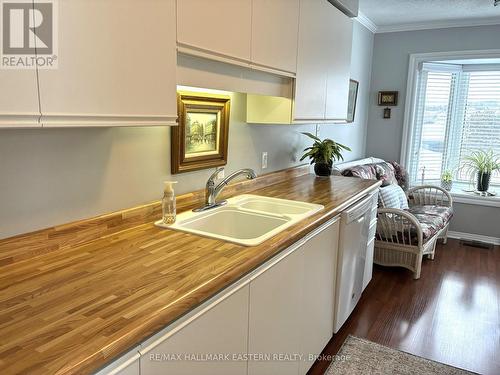 304C - 1099 Clonsilla Avenue Sw, Peterborough (Otonabee Ward 1), ON - Indoor Photo Showing Kitchen With Double Sink