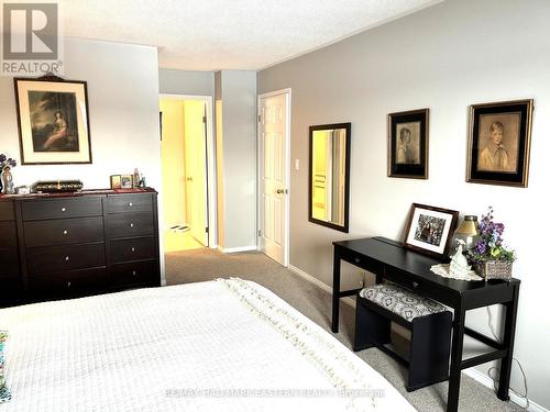 304C - 1099 Clonsilla Avenue Sw, Peterborough (Otonabee Ward 1), ON - Indoor Photo Showing Bedroom
