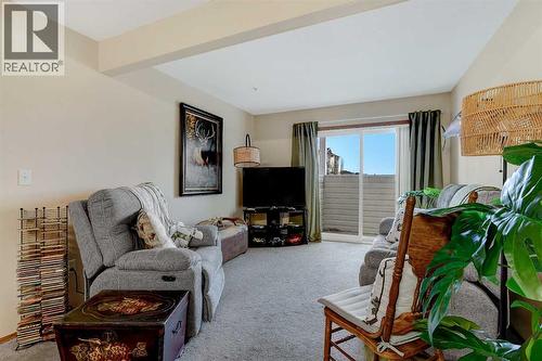 206, 12015 Royal Oaks Drive, Grande Prairie, AB - Indoor Photo Showing Living Room