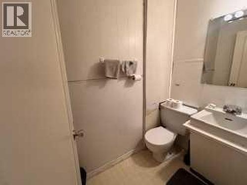 5004 50 Avenue, Forestburg, AB 