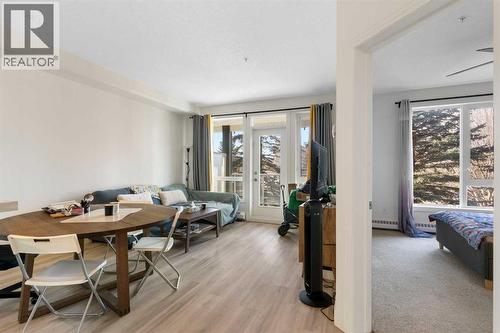 212, 3111 34 Avenue Nw, Calgary, AB - Indoor