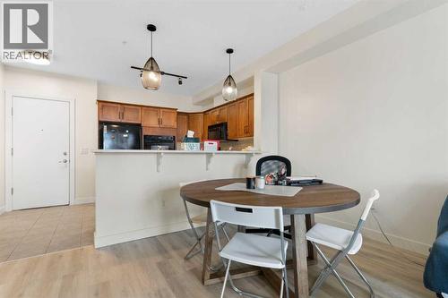 212, 3111 34 Avenue Nw, Calgary, AB - Indoor