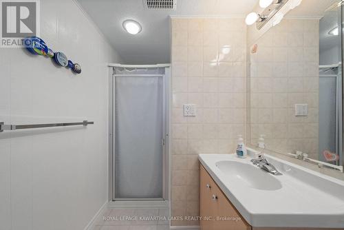 3 Pinewood Crescent, Kawartha Lakes (Pontypool), ON - Indoor Photo Showing Bathroom