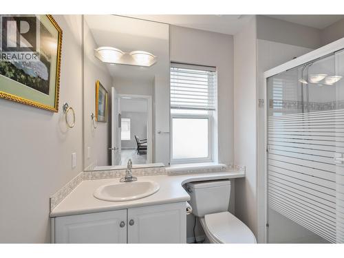3788 Bird Place Unit# 146, Kelowna, BC - Indoor Photo Showing Bathroom