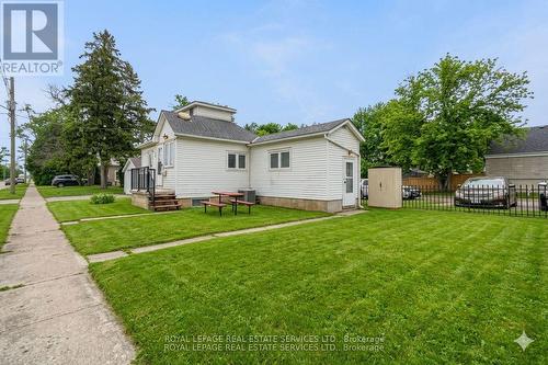 2386 Sovereign Street, Oakville, ON 