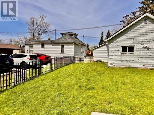 2386 Sovereign Street, Oakville, ON 