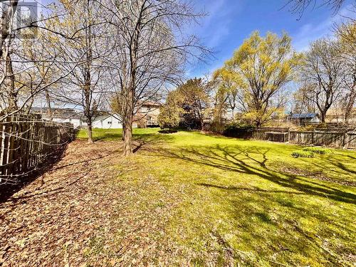 2386 Sovereign Street, Oakville, ON 