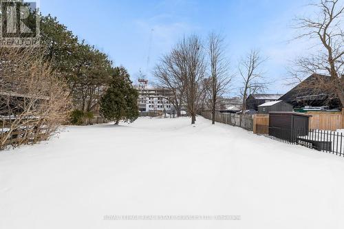 2386 Sovereign Street, Oakville, ON 