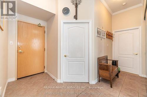 Ph03 - 7 Dayspring Circle, Brampton, ON - Indoor Photo Showing Other Room