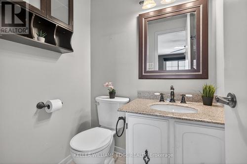 31 - 3049 Glencrest Road, Burlington, ON - Indoor Photo Showing Bathroom
