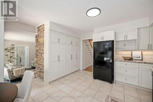 90 Georgia Road, London North (North Q), ON - Indoor Photo Showing Kitchen