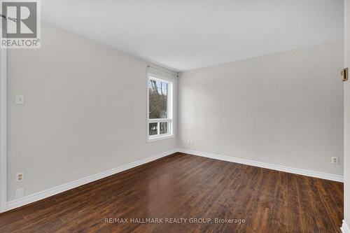 F - 3070 Councillor'S Way, Ottawa, ON 