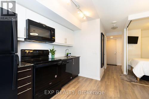 707 - 30 Meadowglen Place, Toronto (Woburn), ON - Indoor