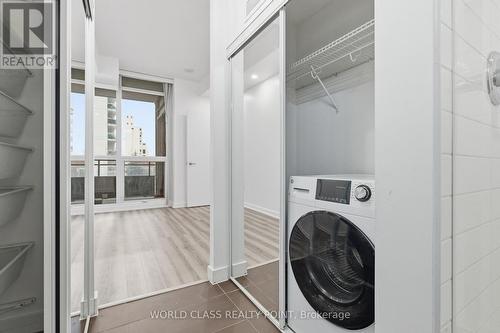 516 - 38 Dan Leckie Way, Toronto, ON - Indoor Photo Showing Laundry Room