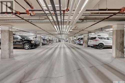 301 2160 Heseltine Road, Regina, SK - Indoor Photo Showing Garage