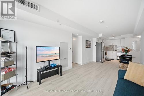 1110 - 1435 Celebration Drive, Pickering, ON - Indoor Photo Showing Other Room