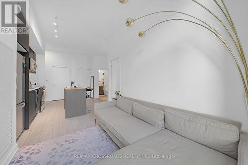 202 - 1606 Charles Street, Whitby, ON - Indoor Photo Showing Other Room