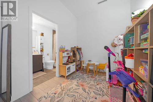 202 - 1606 Charles Street, Whitby, ON - Indoor