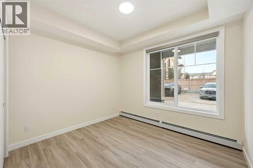 2119, 15 Skyview Point Crescent Ne, Calgary, AB - Indoor Photo Showing Other Room