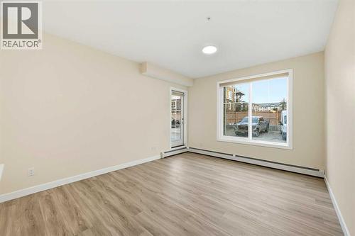 2119, 15 Skyview Point Crescent Ne, Calgary, AB - Indoor Photo Showing Other Room