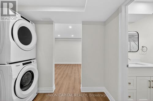 115 Ken Laushway Avenue, Whitchurch-Stouffville, ON - Indoor Photo Showing Laundry Room