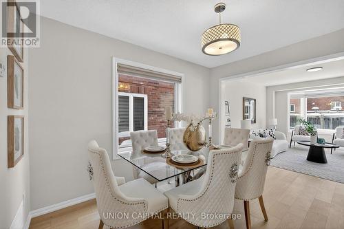 115 Ken Laushway Avenue, Whitchurch-Stouffville, ON - Indoor Photo Showing Dining Room