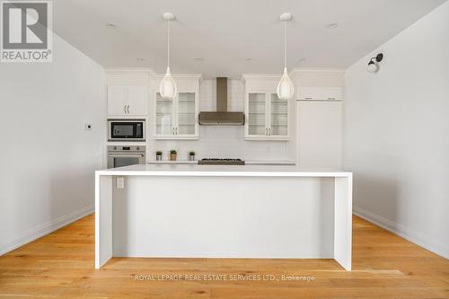 Building #2 - 11840 Keele Street, Vaughan, ON - Indoor Photo Showing Kitchen