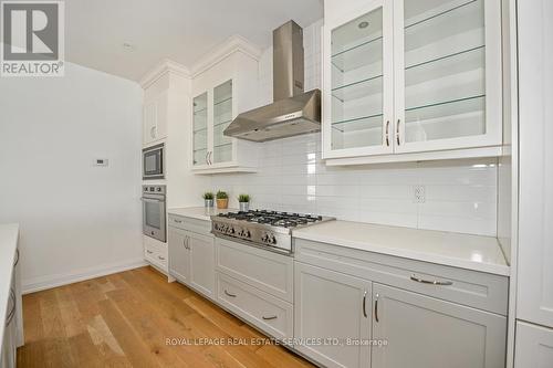 Building #2 - 11840 Keele Street, Vaughan, ON - Indoor Photo Showing Kitchen With Upgraded Kitchen