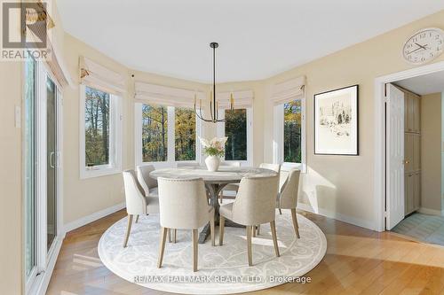 71 Willow Farm Lane, Aurora, ON - Indoor Photo Showing Dining Room
