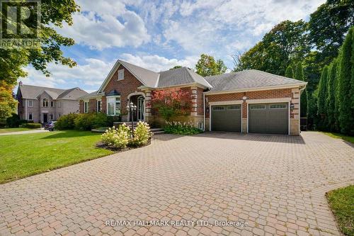 71 Willow Farm Lane, Aurora, ON - Outdoor