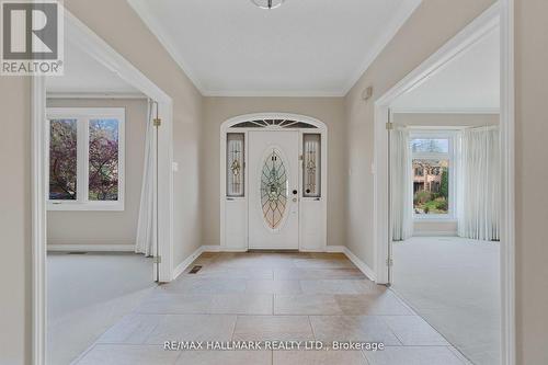 71 Willow Farm Lane, Aurora, ON - Indoor Photo Showing Other Room