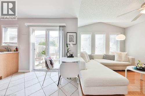 2185 Sutton Drive, Burlington, ON - Indoor Photo Showing Other Room