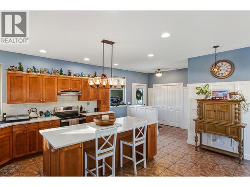 2129 South Lakeside Drive, Williams Lake, BC - Indoor